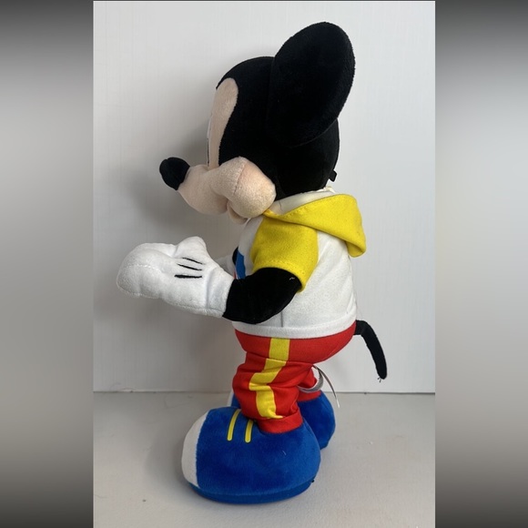 Lot 2101 ❤️ NEW Disney Junior Mickey Mouse Funhouse Stretch Break Mickey Mouse - Picture 6 of 8
